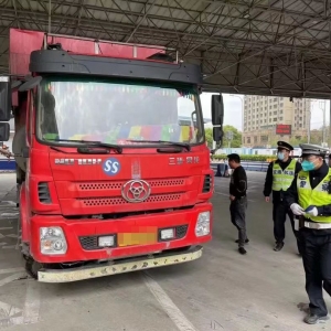 今日起，上海将全市禁行国三柴油货车
